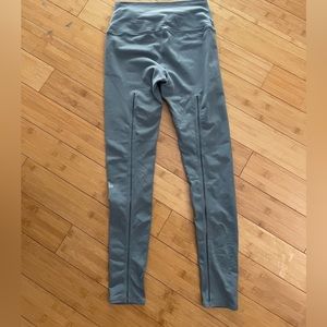 Alo Yoga Dash Leggings